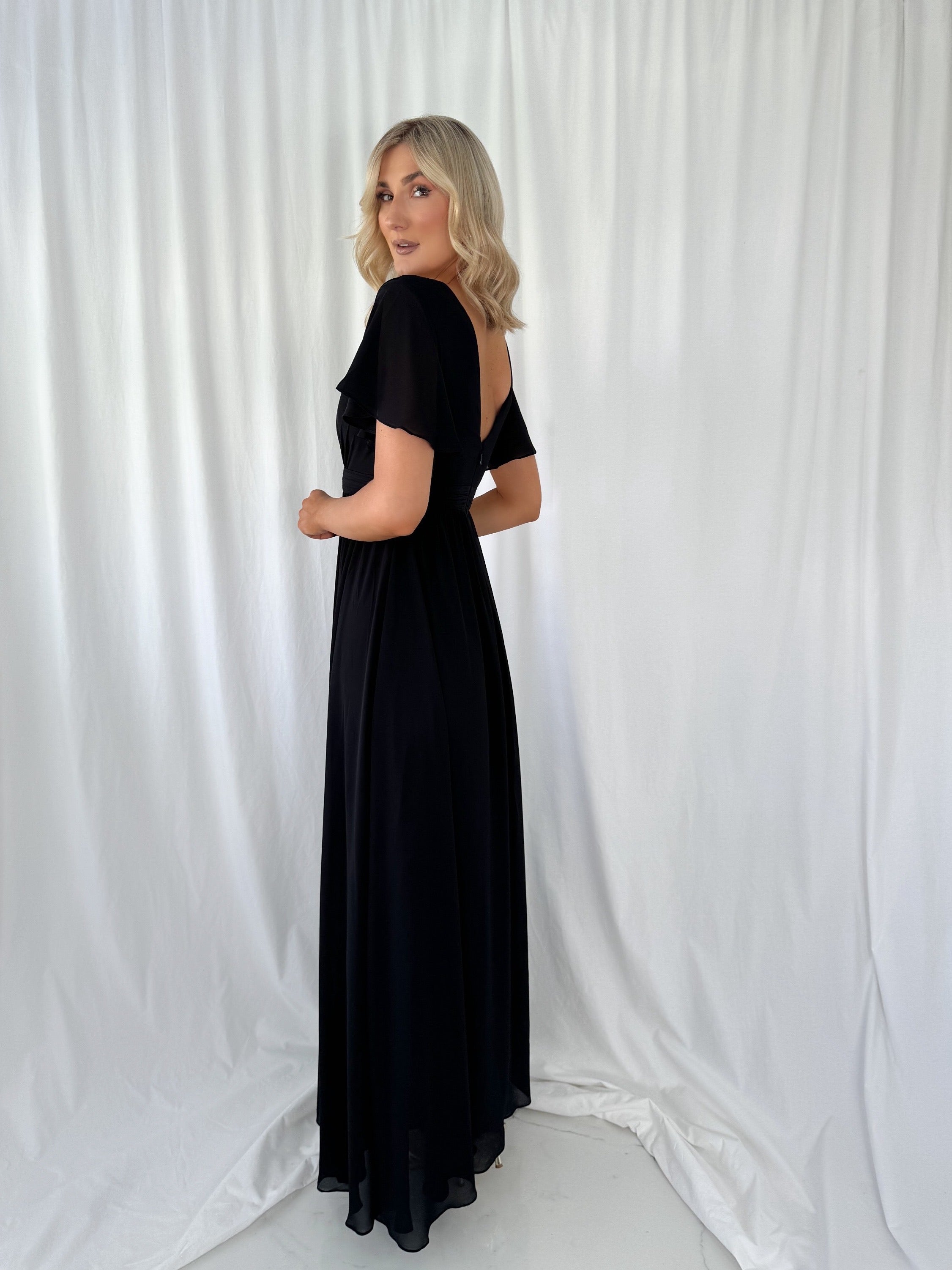 Tacha Short Sleeves Maxi Dress - Black